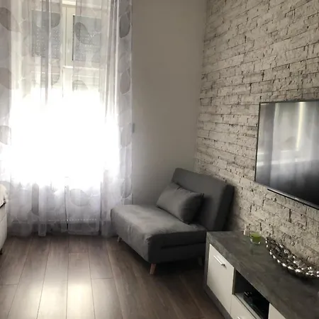 Hanna Apartment *